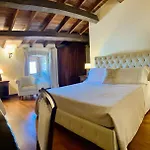 B&B Castello Castriota Scanderbeg 갈라티나