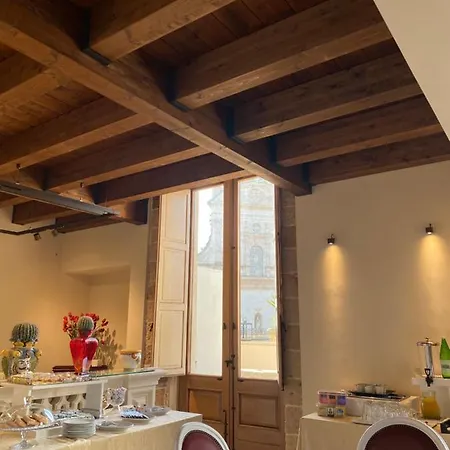 Castello Castriota Scanderbeg Bed & Breakfast