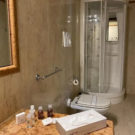 Castello Castriota Scanderbeg Bed & Breakfast Galatina