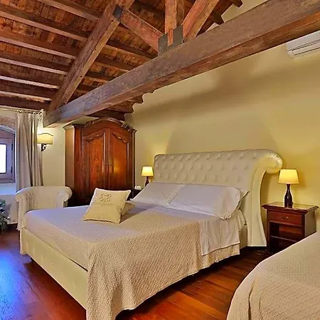 Castello Castriota Scanderbeg 4*