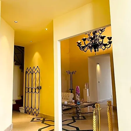 Castello Castriota Scanderbeg Bed & Breakfast Galatina
