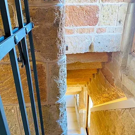 Castello Castriota Scanderbeg 4*