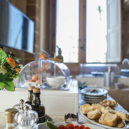 Bed & Breakfast Castello Castriota Scanderbeg 4*