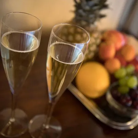 Castello Castriota Scanderbeg Bed & Breakfast