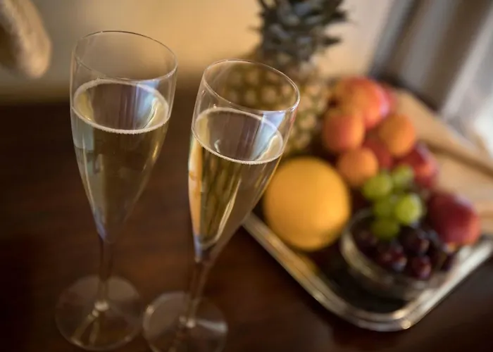 Castello Castriota Scanderbeg B&B